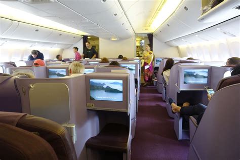 What It's Like to Fly In Business Class on Thai's 777 .